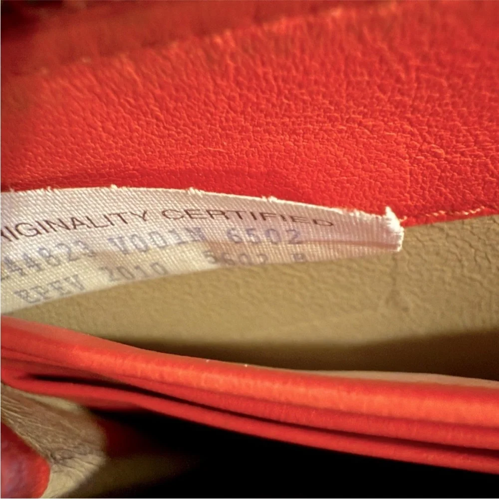 EUC-Bottega Veneta Coral Intrecciato Leather Long Wallet